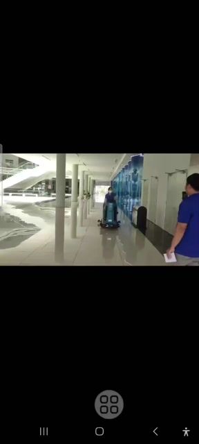 Dịch vụ cho thuê máy chà sàn liên hợp ngồi lái