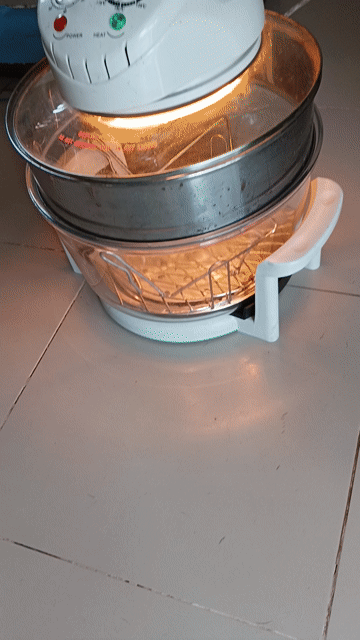 Lò nướng thủy tinh màu trắng đã sử dụng. Mua bán Bếp, lò, đồ điện nhà bếp tại Thành phố Vũng Tàu Bà Rịa - Vũng Tàu được đăng bởi An Hạ hình 1