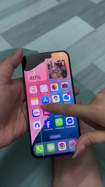 iPhone 15 Pro Max 256GB Xanh chảy mực màn hình. Mua bán Điện thoại tại Huyện Củ Chi Tp Hồ Chí Minh được đăng bởi Trần Trung hình 1