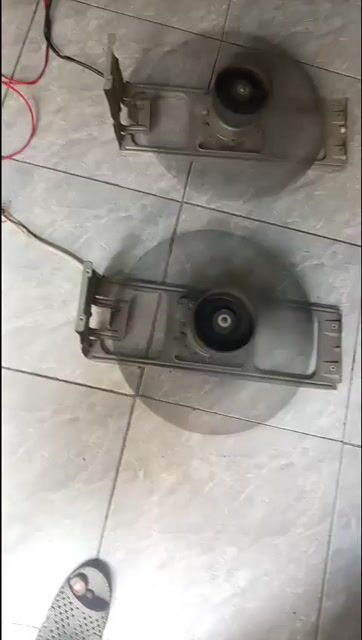 2 bộ Quạt cục nóng điều hòa Đen, Xám hoạt động tốt. Mua bán Quạt tại Thành phố Hồng Ngự Đồng Tháp được đăng bởi Nguyễn Hoàng Kiệt hình 1