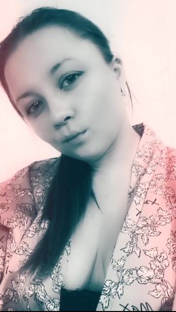 Model - Vikitty horny