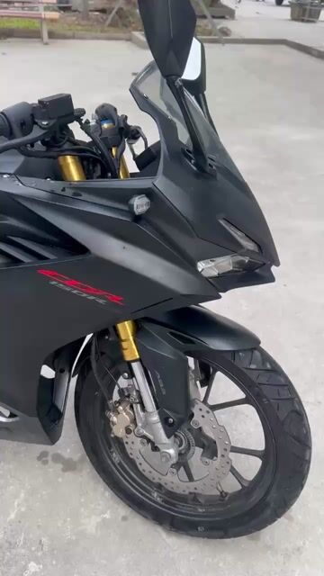 Cbr 150r 2023. Mua bán Xe máy tại Quận Thanh Xuân Hà Nội được đăng bởi Phú Lý hình 1