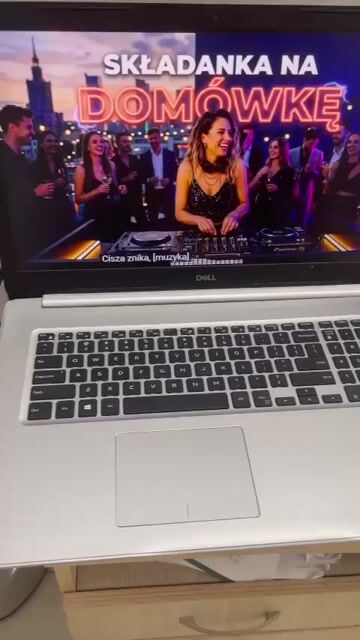 Dell N5770 i7 8550U 17.3 inch 8GB/SSD 128GB+1T HDD. Mua bán Laptop tại Quận Gò Vấp Tp Hồ Chí Minh được đăng bởi Trần Khanh hình 1