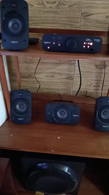 Dàn loa 5.1 Logitech Z906 Nguyên bản. Mua bán Tivi, Âm thanh tại Quận 12 Tp Hồ Chí Minh được đăng bởi Người Sài Gòn hình 1