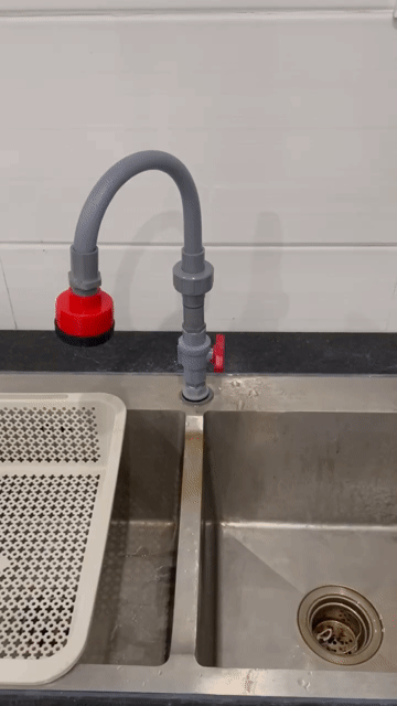 [Bộ Vòi Sen Đỏ] Vòi rửa chén bằng nhựa PVC. Mua bán Thiết bị vệ sinh, nhà tắm tại Huyện Xuân Lộc Đồng Nai được đăng bởi Điện Nước Minh Đoàn hình 1