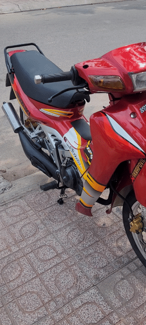 Satria 2000 đỏ candy 120 6số 19 triệu 500. Mua bán Xe máy tại Thành phố Thuận An Bình Dương được đăng bởi Thành hình 1