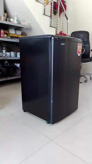 Tủ lạnh Sanyo 90 lít Đen. Mua bán Tủ lạnh tại Quận Liên Chiểu Đà Nẵng được đăng bởi Kien hình 1