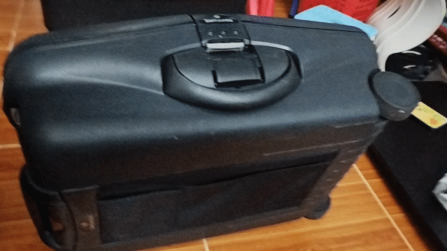 Vali Samsonite Nhựa Đen Bánh xe 360. Mua bán Túi xách tại Quận Gò Vấp Tp Hồ Chí Minh được đăng bởi luxury  hình 1