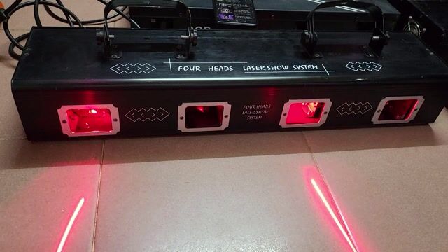 Thanh lý lô 5 cái đèn Laser quán BAR KARAOKE 👈. Mua bán Tivi, Âm thanh tại Quận 11 Tp Hồ Chí Minh được đăng bởi HẢI  TiVi Quận 11 hình 1