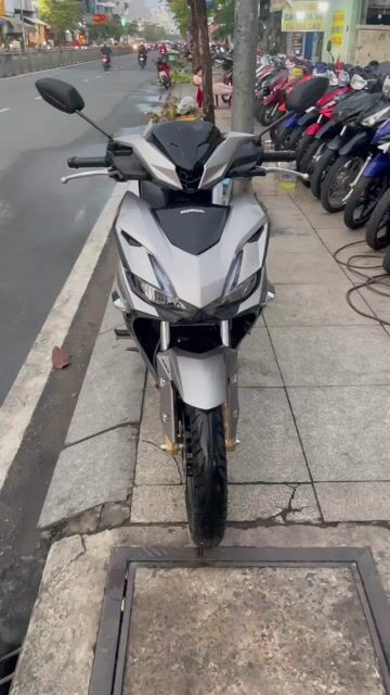 Honda winner v4 ABS 2025 mới 99% Bstp chính chủ. Mua bán Xe máy tại Quận Tân Phú Tp Hồ Chí Minh được đăng bởi Tuanduy hình 1