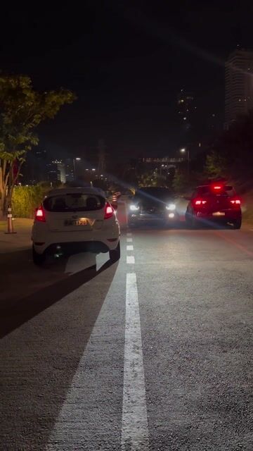 Um noite tranquilas com os mancos na marginal primeiros