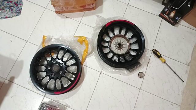 Mâm Vespa Sprint Đen Và Đèn Hậu Note 2023 2tr1. Mua bán Phụ tùng xe tại Quận 3 Tp Hồ Chí Minh được đăng bởi HỨA PHƯƠNG BẢO hình 1