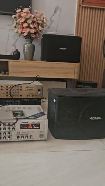 Bộ loa âm ly nghe hát karaoke. Mua bán Tivi, Âm thanh tại Quận Cẩm Lệ Đà Nẵng được đăng bởi Trần Thanh hình 1