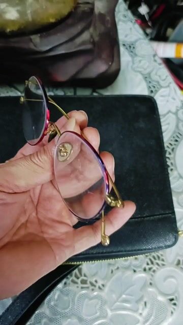 Kính thời trang Nữ Mạ vàng . Mua bán Phụ kiện thời trang khác tại Quận Hoàng Mai Hà Nội được đăng bởi Xtung hình 1