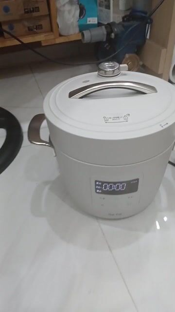 Nồi áp suất nội địa nhật. Mua bán Bếp, lò, đồ điện nhà bếp tại Huyện Cam Lâm Khánh Hòa được đăng bởi Tạ Tín hình 1