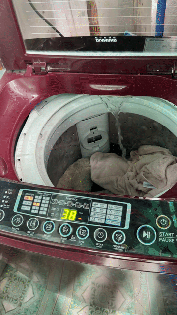 Máy giặt LG cửa trên 8.4kg Đỏ đô. Mua bán Máy giặt tại Quận Gò Vấp Tp Hồ Chí Minh được đăng bởi bán gì mua nấy hình 1