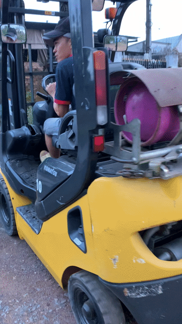 Xe nâng komatsu đời cao 78tr giay to đầy đủ 0567 7. Mua bán Phương tiện khác tại Thành phố Biên Hòa Đồng Nai được đăng bởi Công Nguyễn hình 1