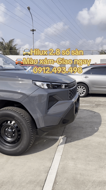 Toyota Hilux số sàn một cầu-Màu xám giao ngay. Mua bán Ô tô tại Huyện Bình Chánh Tp Hồ Chí Minh được đăng bởi PHƯỚC LỚN TOYOTA hình 1