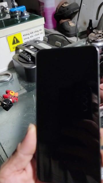 Oppo A3 64GB Tím. Mua bán Điện thoại tại Thành phố Biên Hòa Đồng Nai được đăng bởi anh chị Em thiện chí gọi điện không tiếp tin nhắn thông cảm hình 1