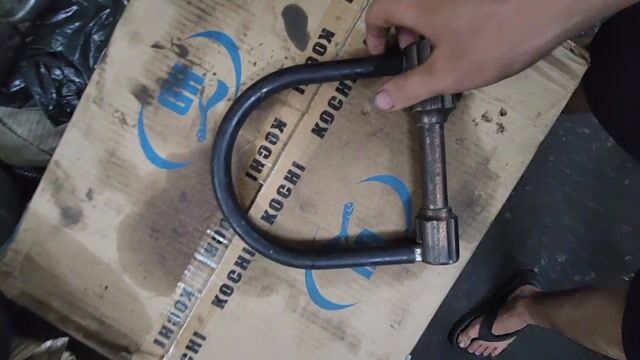 Khóa chữ U chống trộm xe máy xe đạp kèm chìa. Mua bán Đồ chuyên dụng, Giống nuôi trồng tại Thành phố Châu Đốc An Giang được đăng bởi Quang Phúc hình 1