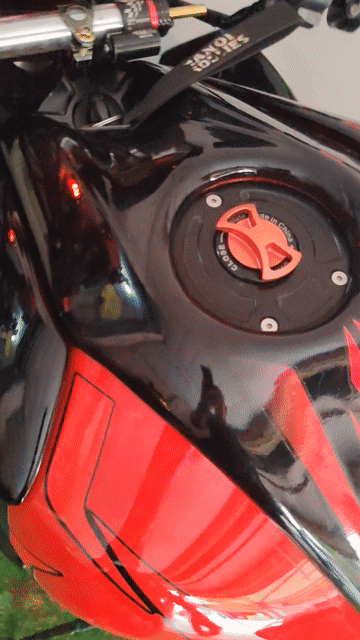 Kawasaki Z1000 2013 Đỏ đen. Mua bán Xe máy tại Quận Bắc Từ Liêm Hà Nội được đăng bởi TÙNG LUX hình 1