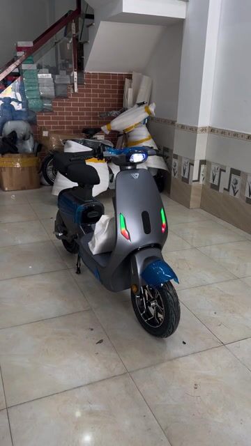 xe điện V1 plus 5 binh 30AH tặng phụ kiện. Mua bán Xe đạp tại Quận 12 Tp Hồ Chí Minh được đăng bởi HOANG TƯỞNG XE ĐIỆN hình 1