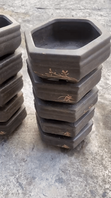 Chậu cây cảnh Bát Tràng Gốm Lục giác Nâu 14cm. Mua bán Cây cảnh, đồ trang trí tại Quận Tân Phú Tp Hồ Chí Minh được đăng bởi Bonsai gốm sứ nghệ thuật hình 1