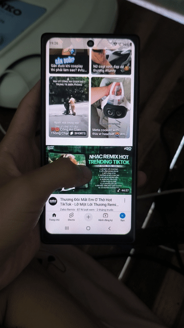 Samsung Điện thoại Đen Máy dựng. Mua bán Điện thoại tại Thành phố Thủ Đức Tp Hồ Chí Minh được đăng bởi Sang Lê Bá (Đá Thủ Mộng Mơ) hình 1