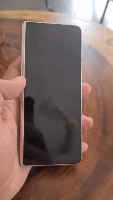 Samsung Z Fold 4 Gold cần tiền bán. Mua bán Điện thoại tại Quận 4 Tp Hồ Chí Minh được đăng bởi đạt hình 1