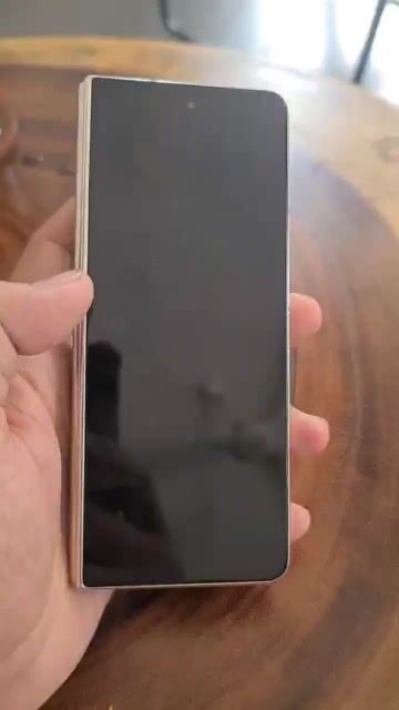 Samsung Z Fold 4 Gold cần tiền bán. Mua bán Điện thoại tại Quận 4 Tp Hồ Chí Minh được đăng bởi đạt hình 1