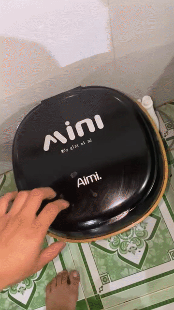 Máy giặt mini Aimi Đen Đã sử dụng. Mua bán Máy giặt tại Thành phố Rạch Giá Kiên Giang được đăng bởi Trần Hoàng Bảo hình 1