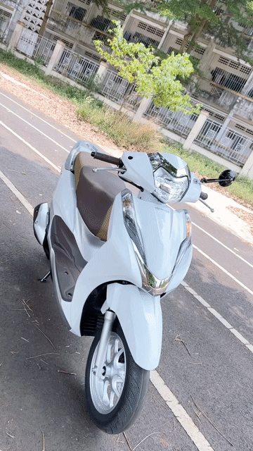 Honda Lead 2019 Smartkey Trắng. Mua bán Xe máy tại Thành phố Buôn Ma Thuột Đắk Lắk được đăng bởi nguyễn Minh Tú hình 1