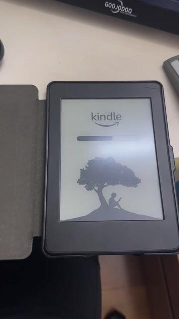 Máy đọc sách Amazon Kindle Paperwhite 3 Đen. Mua bán Máy tính bảng tại Quận Bình Tân Tp Hồ Chí Minh được đăng bởi Triet Huynh hình 1