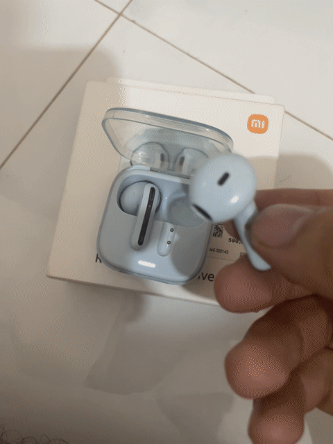 Tai nghe Bluetooth Xiaomi Redmi Buds 6 Active Xanh. Mua bán Tivi, Âm thanh tại Huyện Hòa Thành Tây Ninh được đăng bởi Gia Hào Trần hình 1
