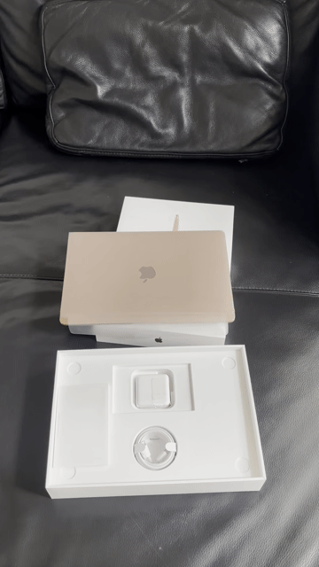 Apple MacBook Air M1 2020 8GB/256GB Vàng. Mua bán Laptop tại Thành phố Thủ Đức Tp Hồ Chí Minh được đăng bởi KHÔI MINH hình 1