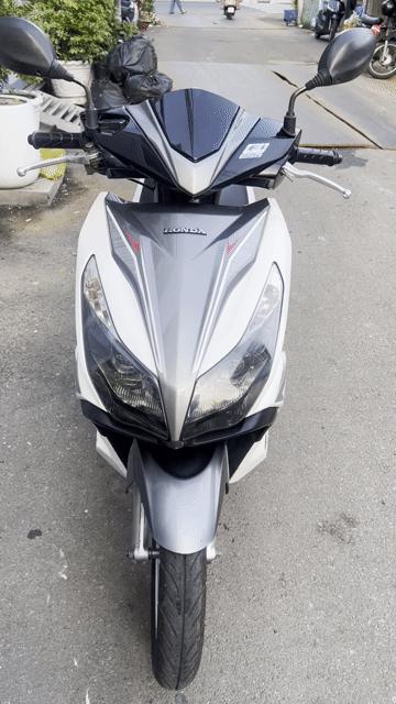 HONDA- AB màu trắng Đời 2015 bstp 9chủ xe zin đẹp. Mua bán Xe máy tại Quận 6 Tp Hồ Chí Minh được đăng bởi DUNG hình 1