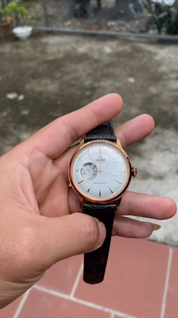 Đồng hồ Orient Dây da Vàng hồng. Mua bán Đồng hồ tại Thị xã Bến Cát Bình Dương được đăng bởi Avatar hình 1