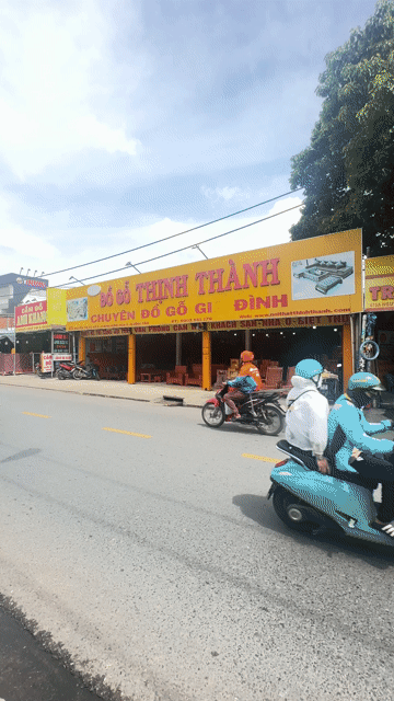 Bàn ghế Gỗ Thịnh Thành Nâu Chạm khắc. Mua bán Bàn ghế tại Quận Bình Tân Tp Hồ Chí Minh được đăng bởi Nhật Minh hình 1