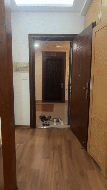 Cho thuê Căn hộ Chung cư Chung cư 15–17 Ngọc Khánh Quận Ba Đình Hà Nội diện tích 115 m² giá 20 triệu/tháng