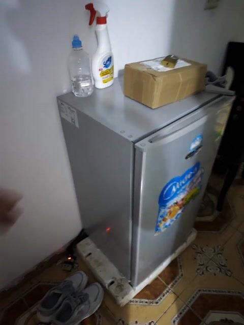 Tủ lạnh Midea 90l còn dùng tốt. . Mua bán Tủ lạnh tại Quận Hoàng Mai Hà Nội được đăng bởi Hải Anh Trần hình 1