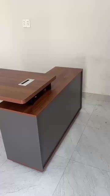 Bàn làm việc, bàn học  chữ L hiện đại. Mua bán Bàn ghế tại Thành phố Thủ Đức Tp Hồ Chí Minh được đăng bởi Tiệm Nhà Gỗ hình 1