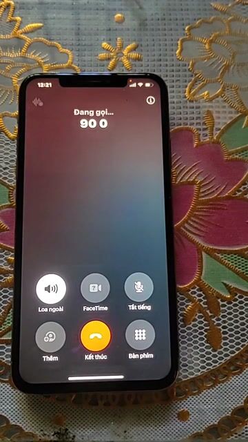iPhone 11 Pro Max Vàng Máy lock. Mua bán Điện thoại tại Quận Ninh Kiều Cần Thơ được đăng bởi cẩm hòa hình 1