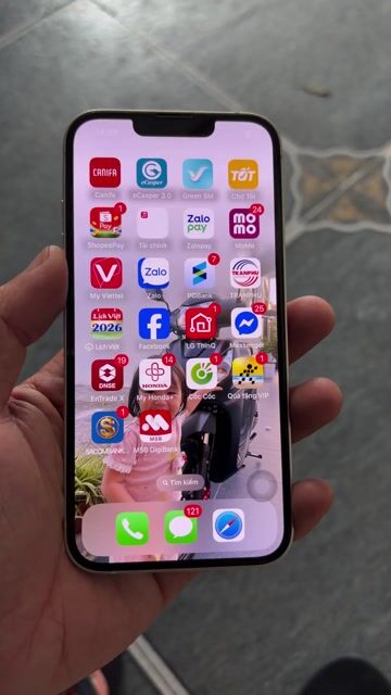 Apple iPhone 13 128GB Trắng Đã qua sử dụng. Mua bán Điện thoại tại Huyện Bình Giang Hải Dương được đăng bởi Trần Trưởng hình 1