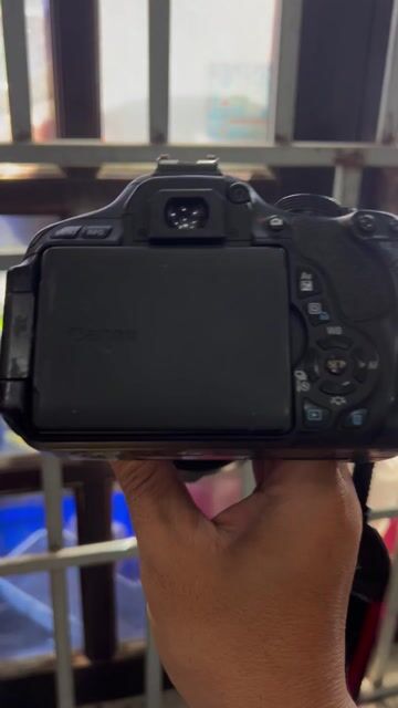 Máy ảnh Canon EOS 600D Đen và lens 18-55 is. Mua bán Máy ảnh, Máy quay tại Thành phố Thủ Đức Tp Hồ Chí Minh được đăng bởi Betta Sales hình 1