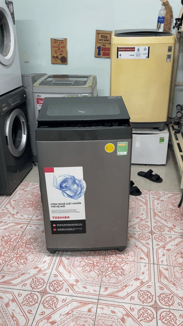 Thanh lý máy giặt Toshiba 7kg zin đẹp bao ship. Mua bán Máy giặt tại Quận 7 Tp Hồ Chí Minh được đăng bởi Quí Vũ Official hình 1