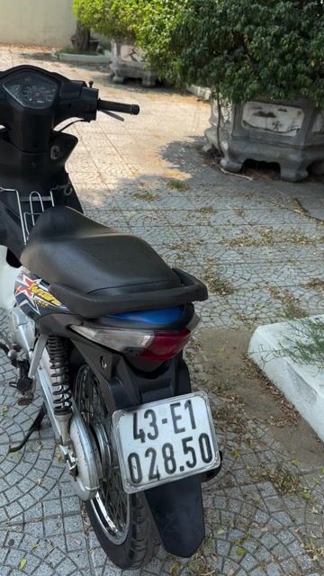 Honda Wave RSX Xanh trắng. Mua bán Xe máy tại Quận Liên Chiểu Đà Nẵng được đăng bởi Lê Sang hình 1