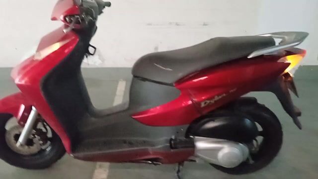 HONDA DYLAN DATE CUỐI  2006. NK Ý BSTP LỘC PHÁT.. Mua bán Xe máy tại Quận 1 Tp Hồ Chí Minh được đăng bởi Vạn Hạnh University  hình 1