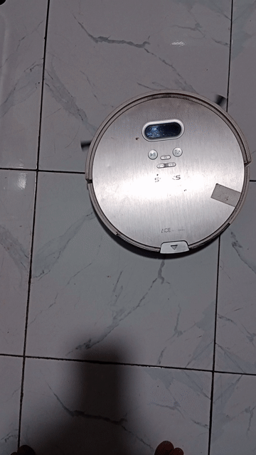 Robot hút bụi. Mua bán Thiết bị vệ sinh, nhà tắm tại Quận Tân Phú Tp Hồ Chí Minh được đăng bởi Rồng Vàng 8386 hình 1