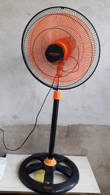 Quạt đứng công nghiệp Senko thân lớn Cam đen.. Mua bán Quạt tại Thành phố Thủ Dầu Một Bình Dương được đăng bởi NTN hình 1