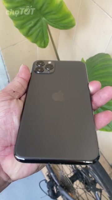 iPhone 11 Pro Max nguyên rin , pin 100%. Mua bán Điện thoại tại Quận Hải Châu Đà Nẵng được đăng bởi phong hình 1